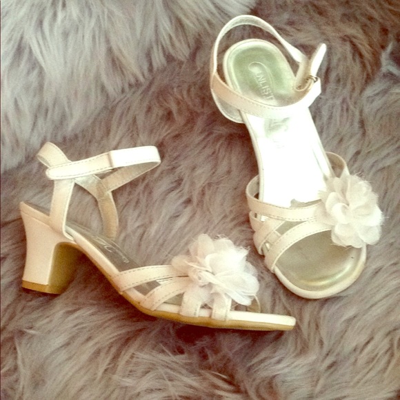 girls high heels size 3